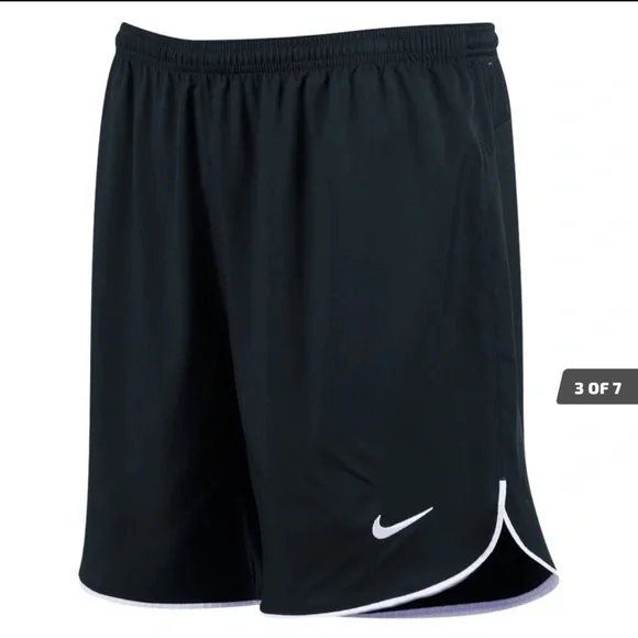 NWT Nike Mens Slim Fit Shorts - Picture 2 of 7